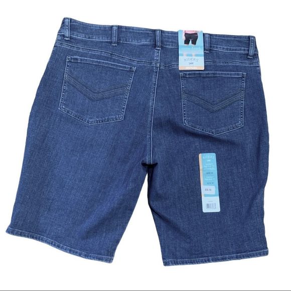 NWT Riders By Lee blue denim stretch Jean Bermuda shorts Womens Sz 22W - Picture 2 of 9